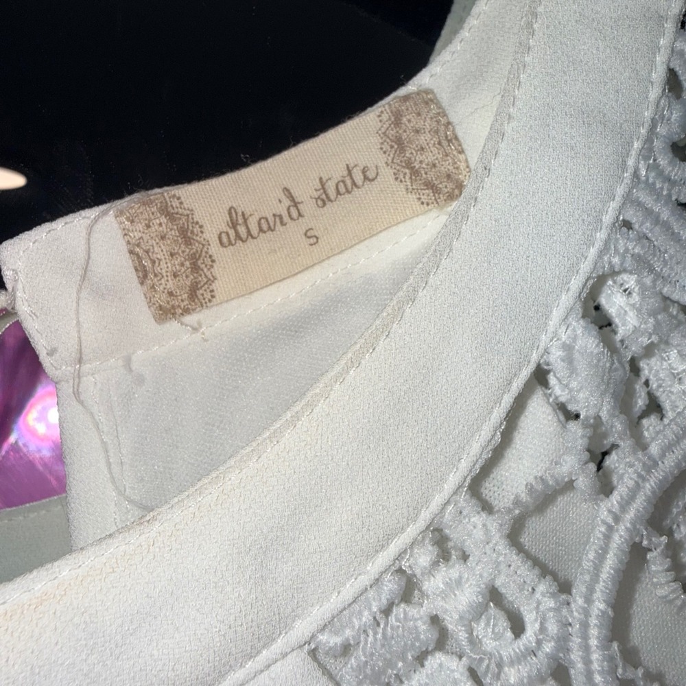 Altar'd State Lace Cap Sleeve Shift Dress Womens Small White Polyester - Picture 3 of 3
